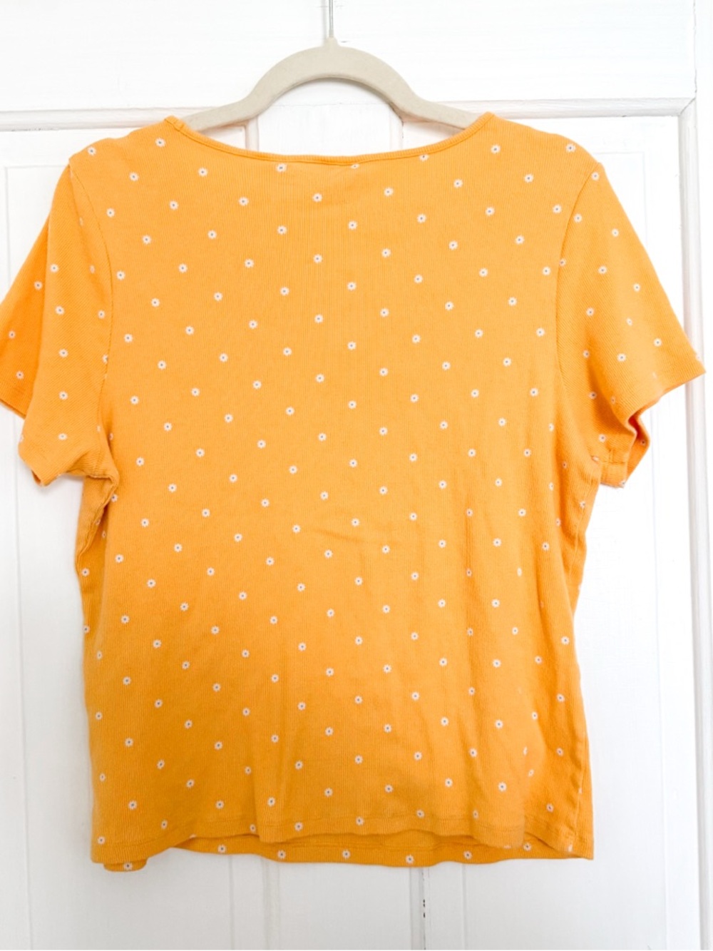 Levi's Daisy Floral Short Sleeve Ribbed Knit Baby T-Shirt - Picture 5 of 5